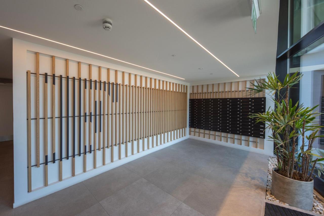 Brand New Luxury 1 Bed 2 Bath Apartment - Spa & Pool Gibraltar Exterior foto